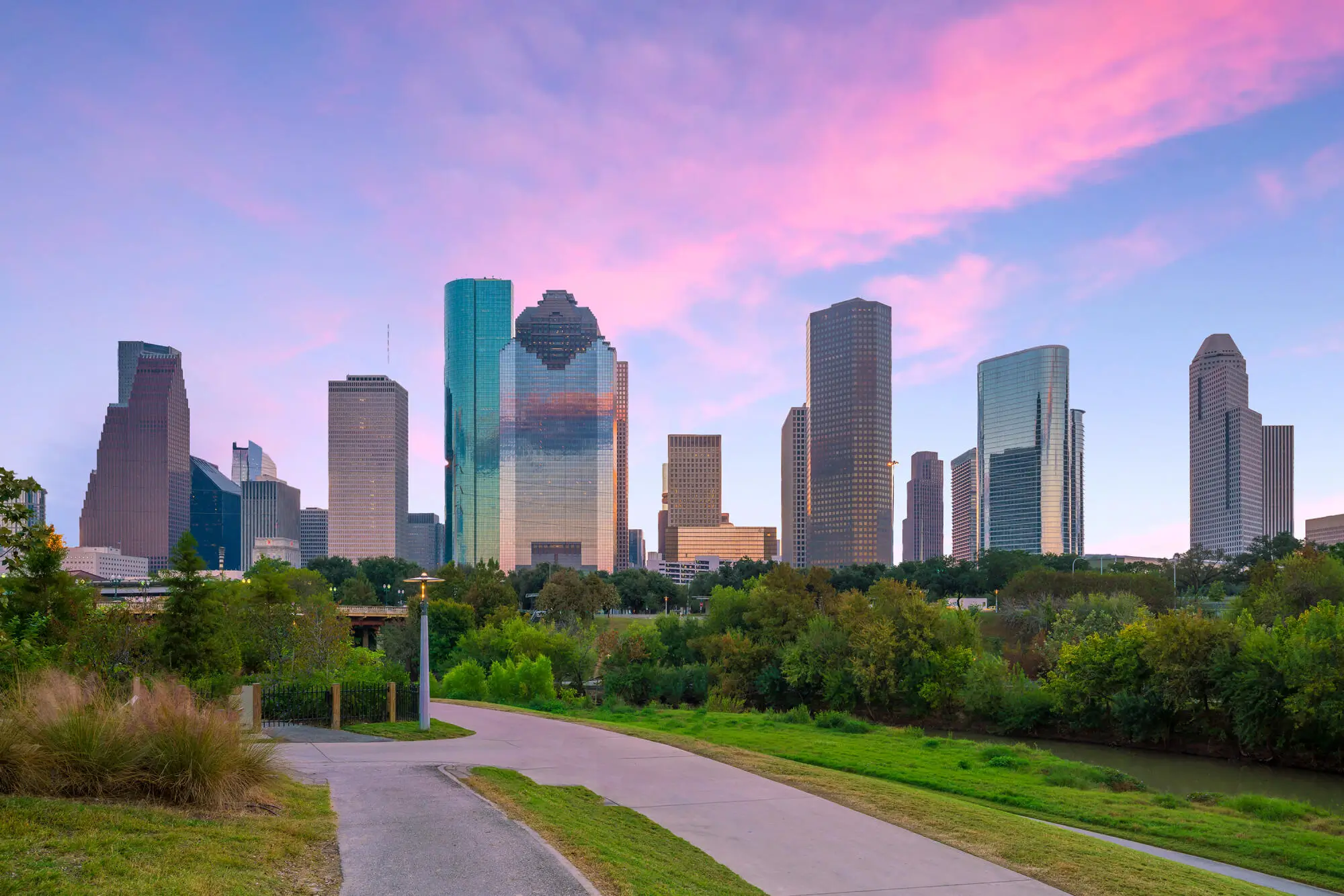 5 Strategies to Succeed in Real Estate Investing in Houston, TX